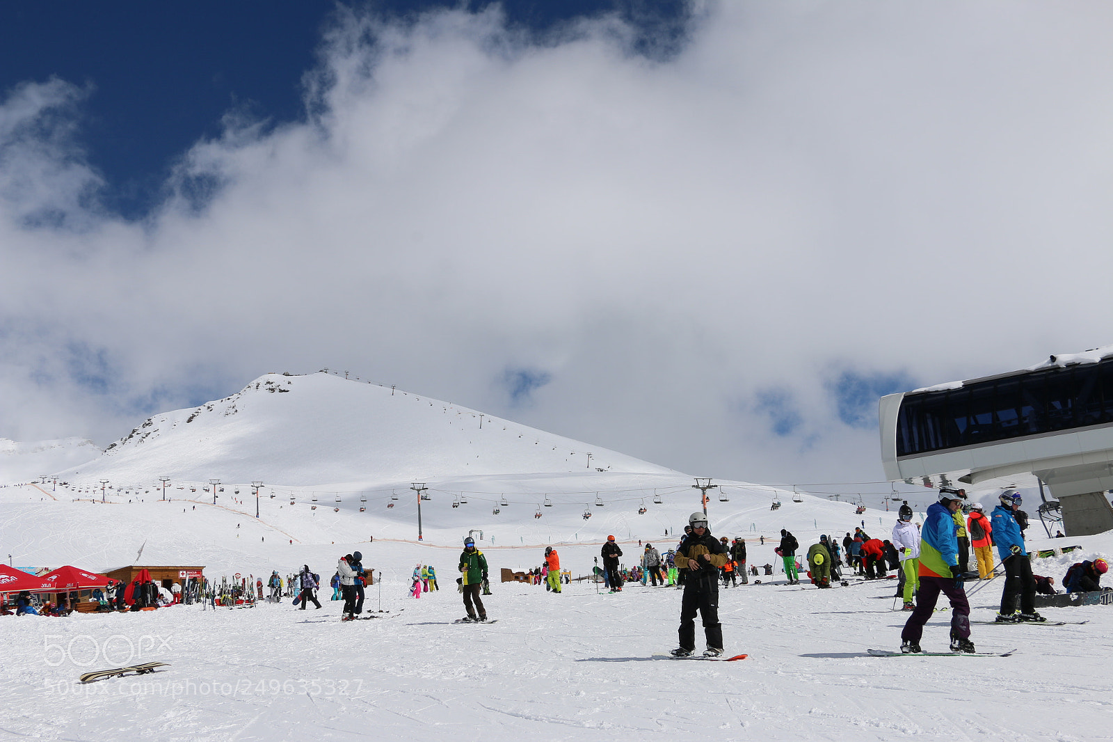 Canon EOS 70D sample photo. Skiers photography