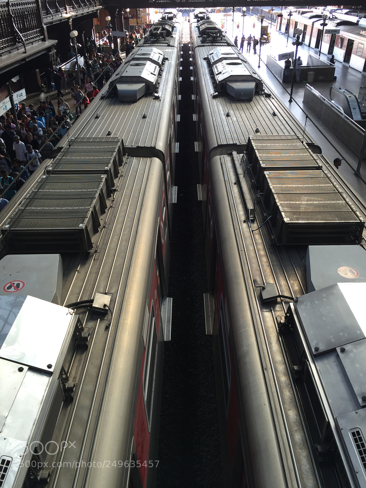 Apple iPhone 6 Plus sample photo. Crazy train! photography