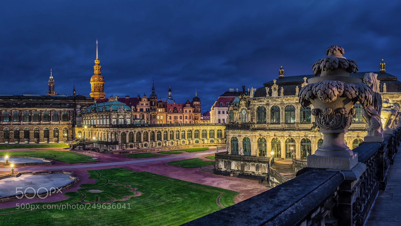 Sony a7 sample photo. The zwinger dresden photography