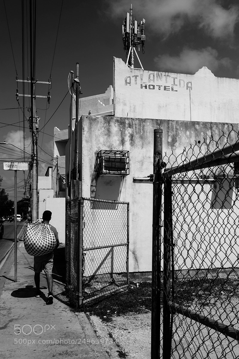 Fujifilm X-T2 sample photo. Checkers photography