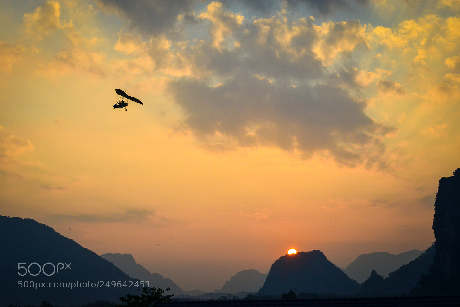 Nikon D800 sample photo. Sunset in vang vieng photography