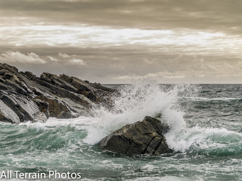 Pentax 645D sample photo. Crashing waves photography