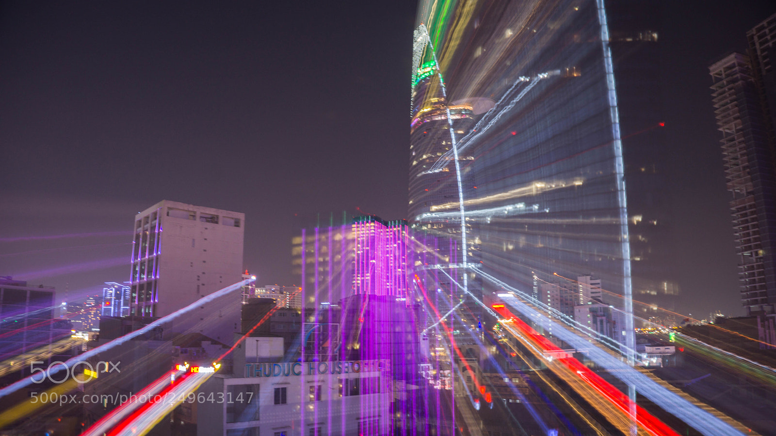 Sony a6000 sample photo. Lost in saigon photography