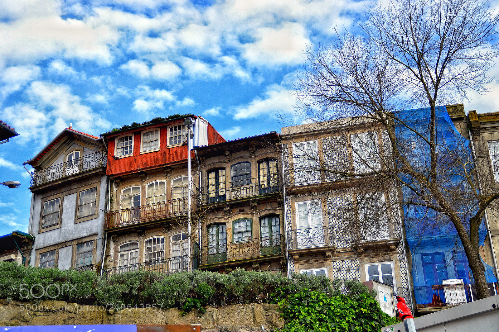 Nikon D3100 sample photo. Old houses photography