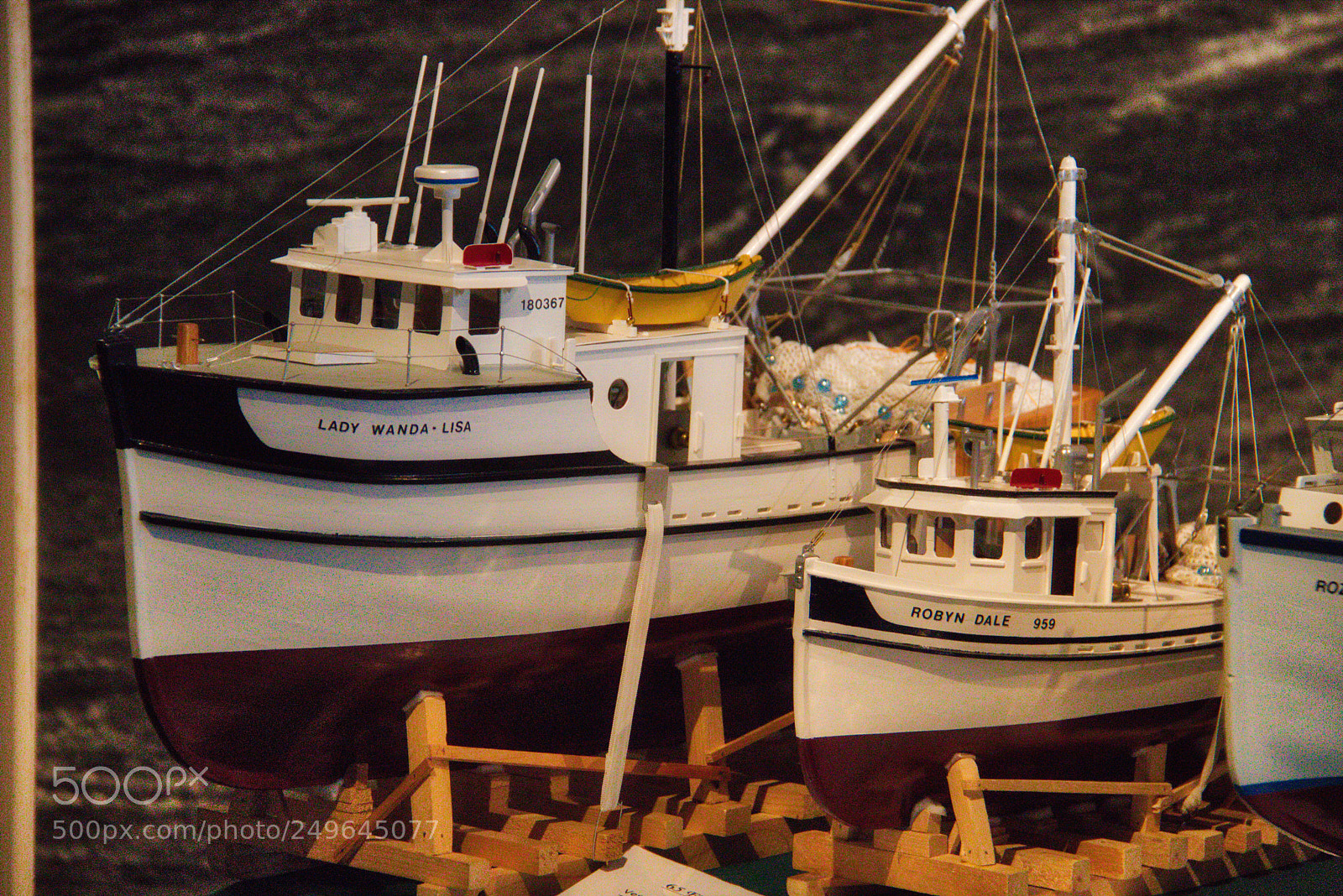 Canon EOS 800D (EOS Rebel T7i / EOS Kiss X9i) sample photo. Maritime museum of the photography