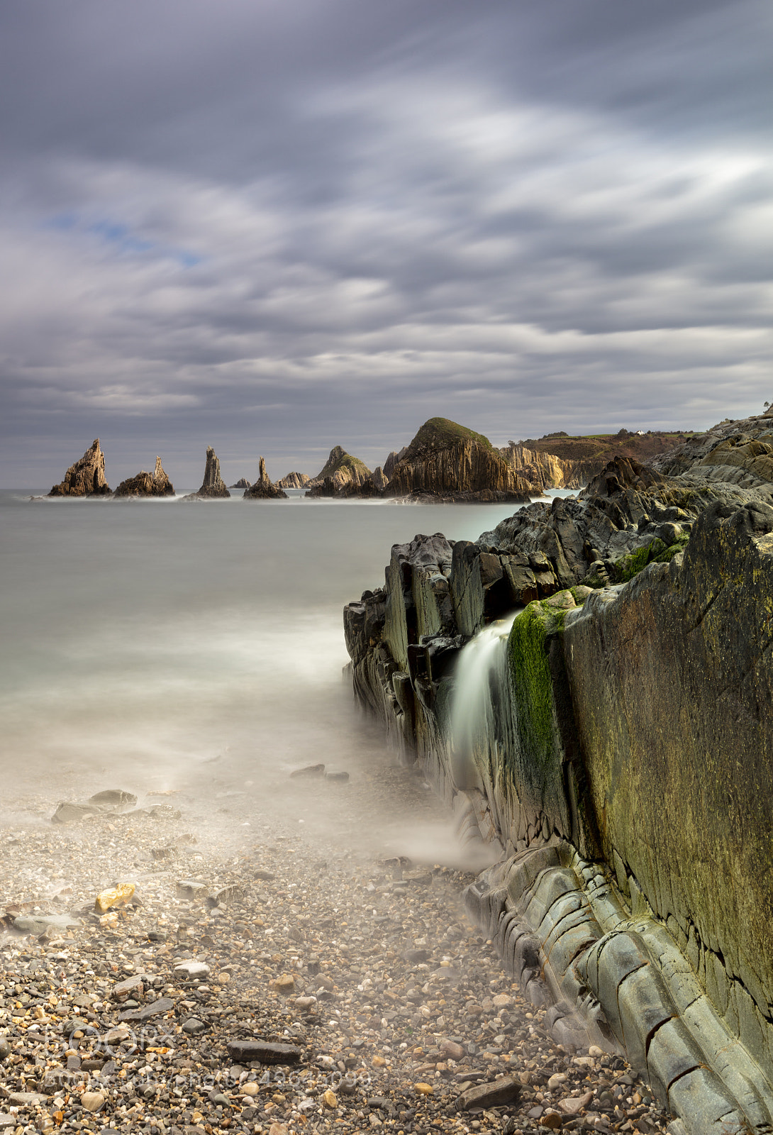 Canon EOS 5DS R sample photo. Rocas entre dos aguas photography
