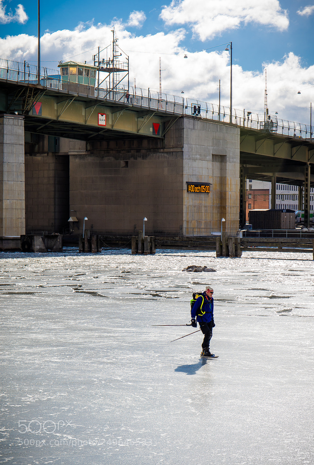 Canon EOS 5D Mark IV sample photo. Ice-skating #4 photography