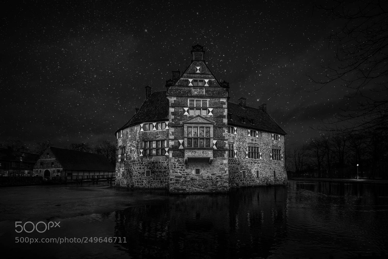 Sony SLT-A77 sample photo. Burg vischering (lüdinghausen) photography