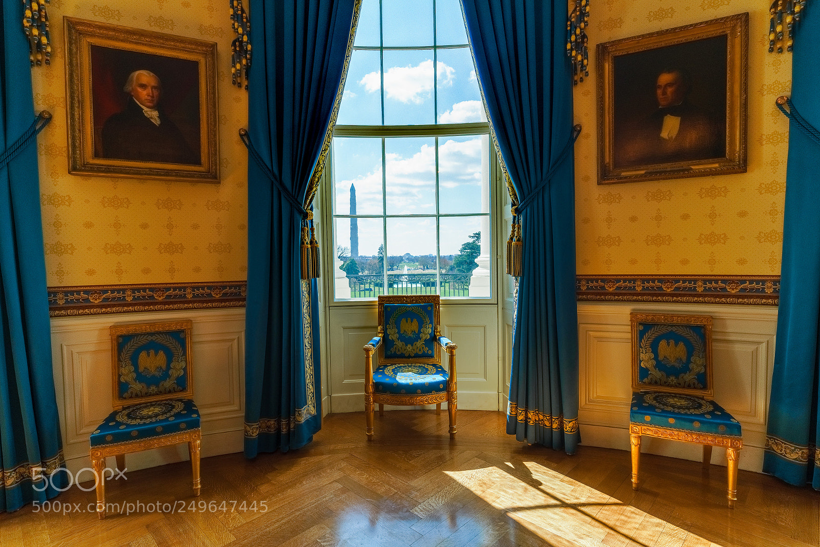 Sony a7R III sample photo. A room with a photography