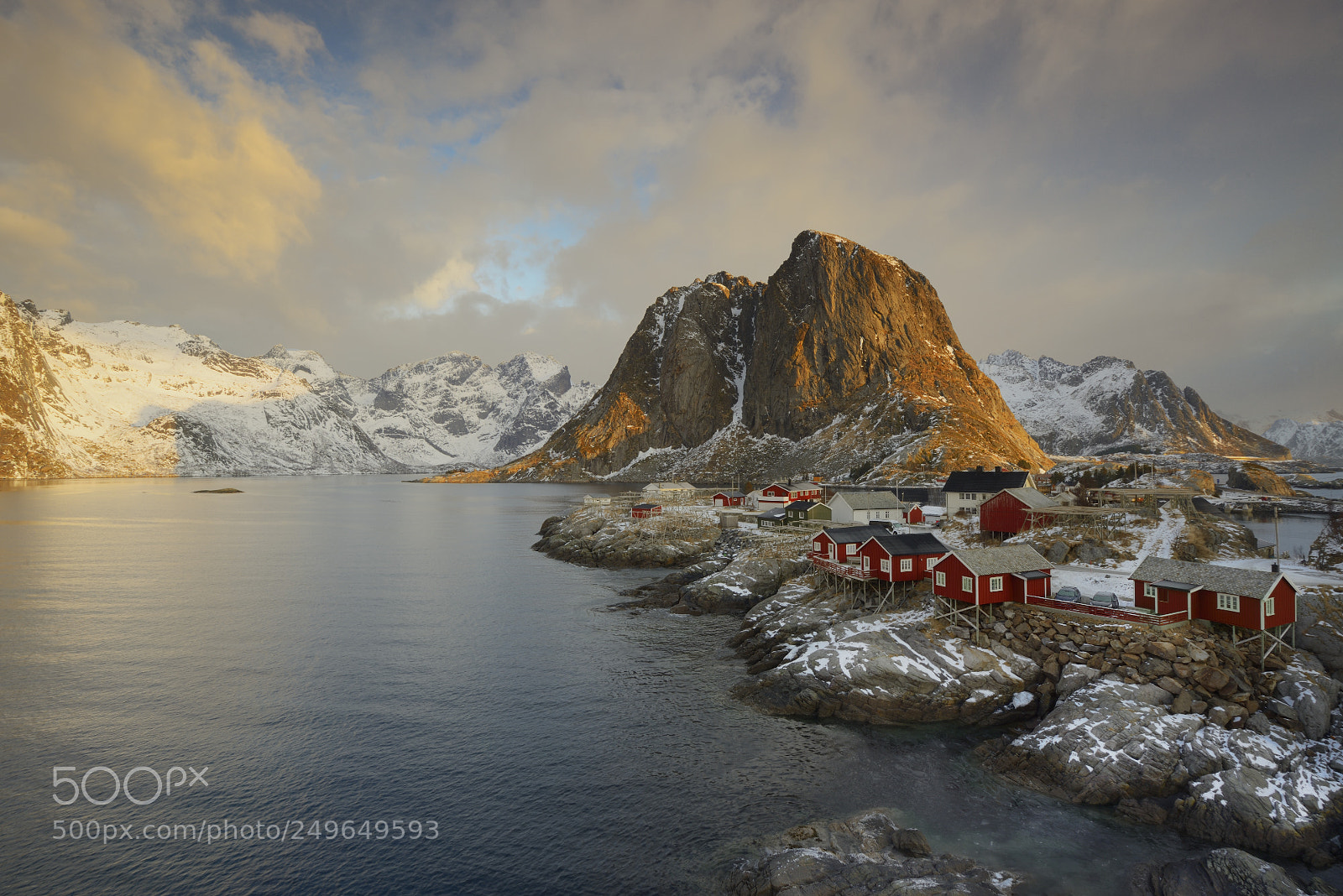Nikon D800 sample photo. Hamnøy at dawn photography