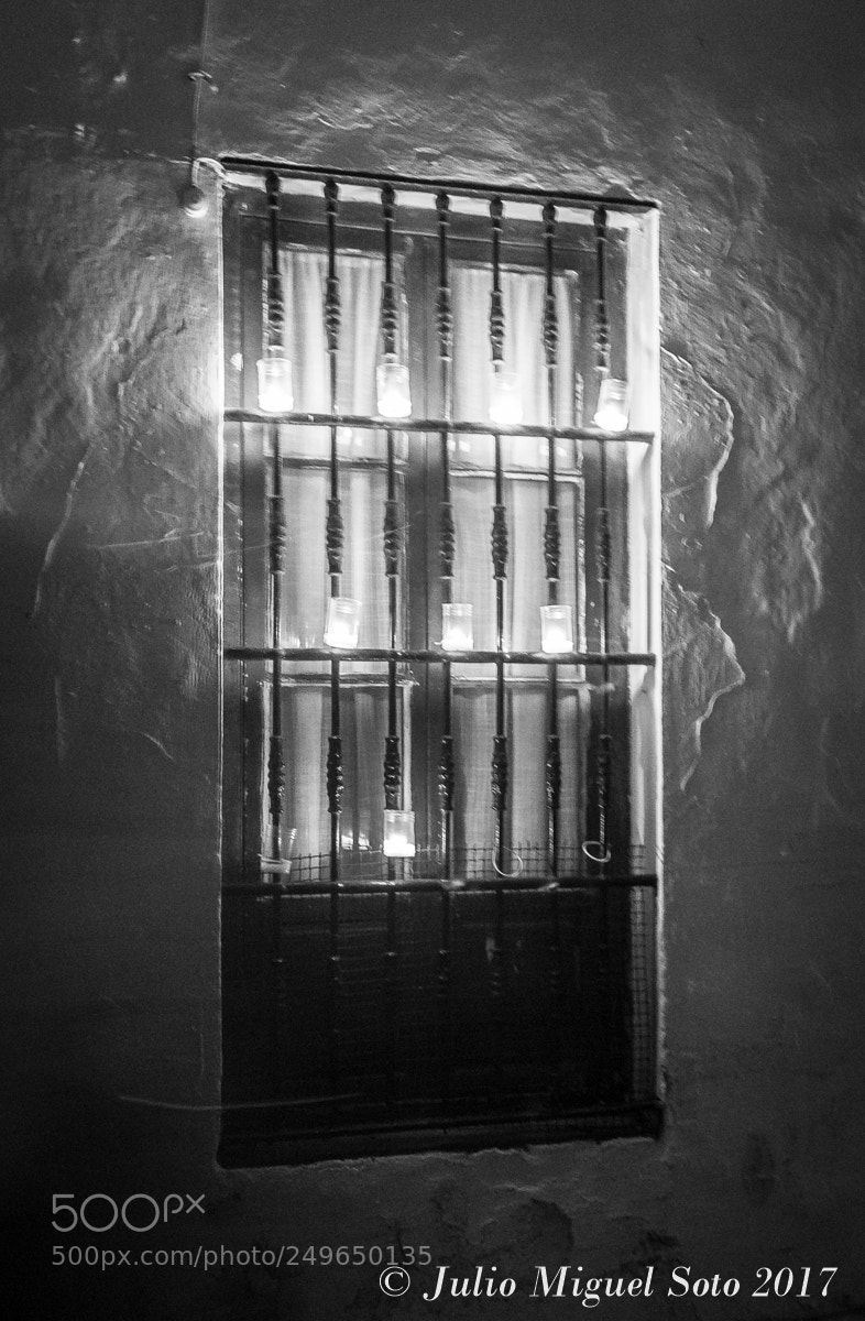 Canon EOS 600D (Rebel EOS T3i / EOS Kiss X5) sample photo. Noche de las velas photography