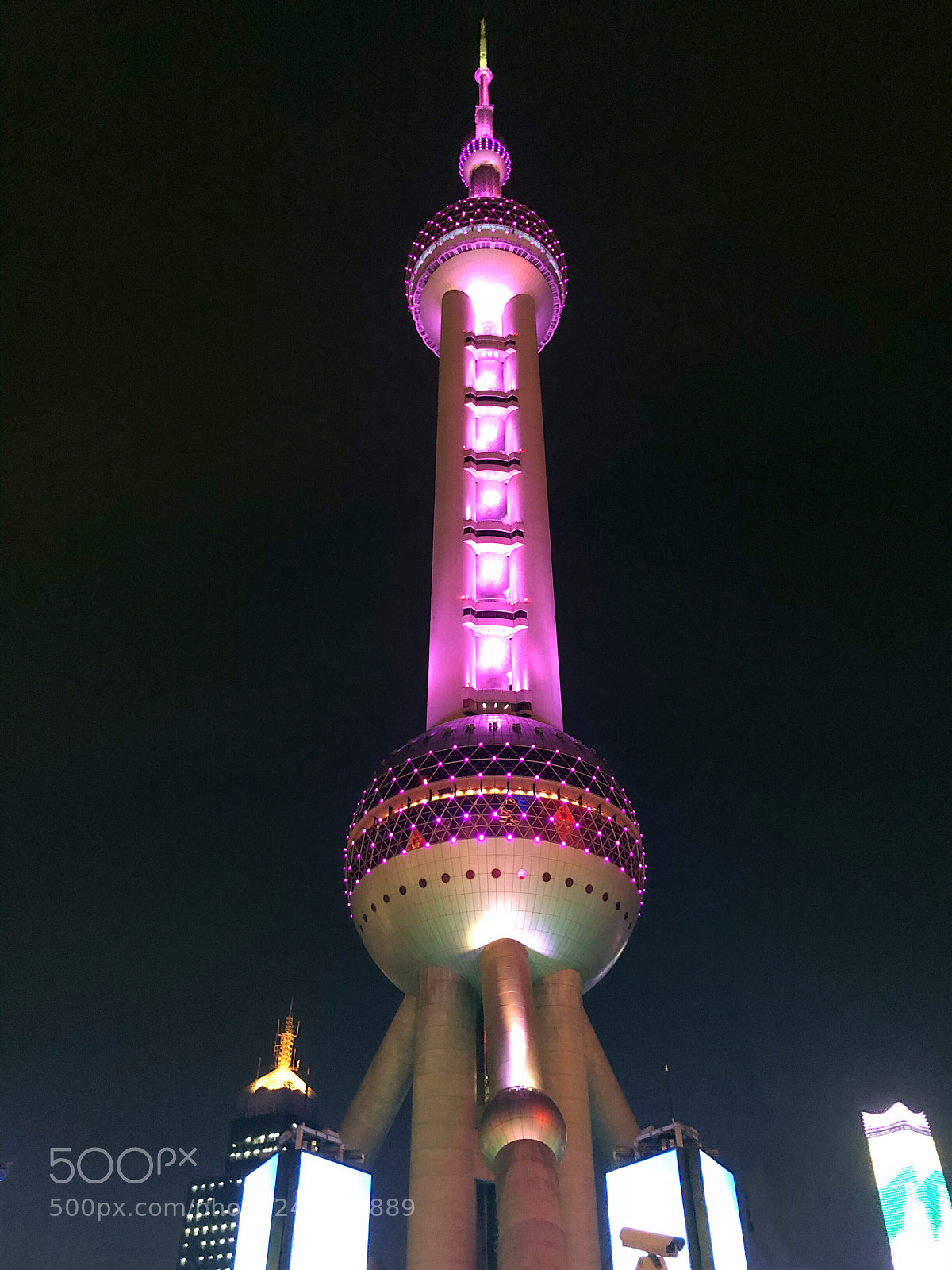 Apple iPhone X sample photo. 东方明珠塔 photography