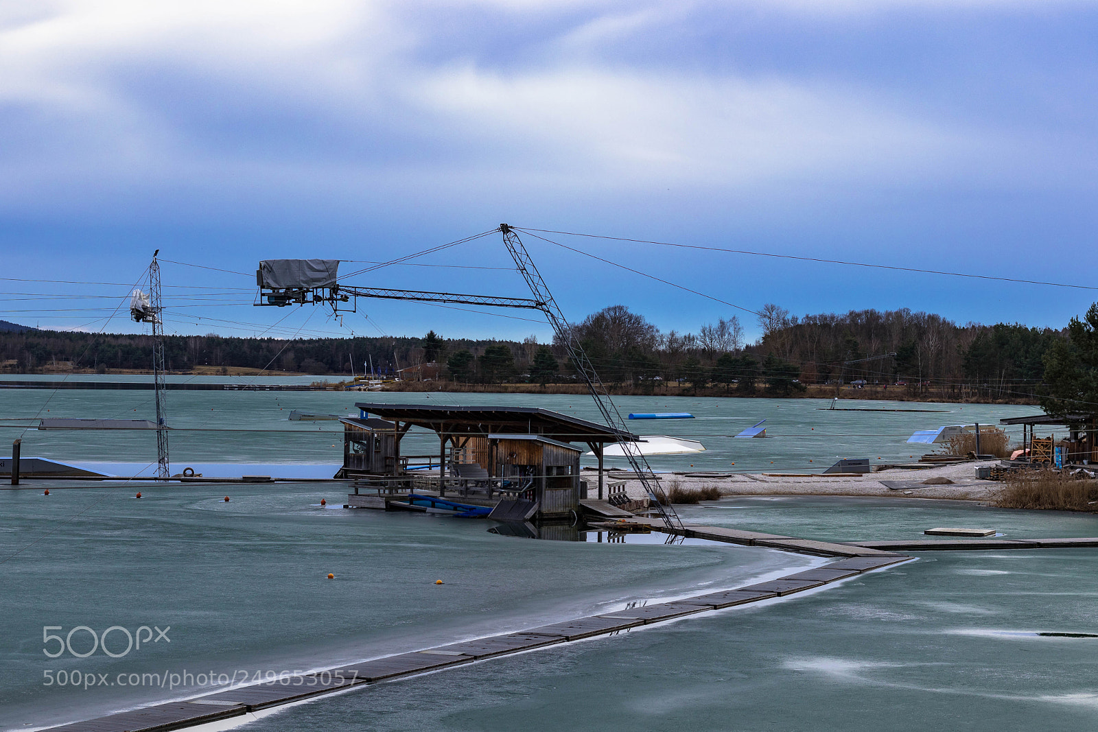 Canon EOS 200D (EOS Rebel SL2 / EOS Kiss X9) sample photo. Water ski station at photography