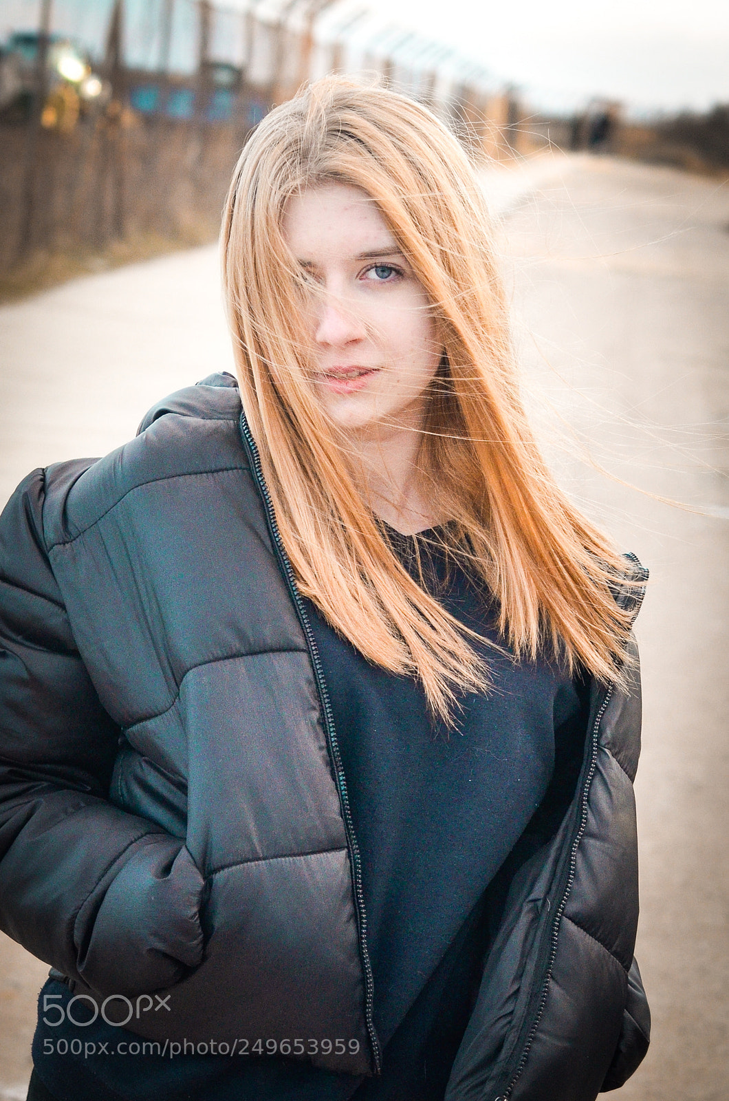 Nikon D5100 sample photo. Moment of glimpse photography