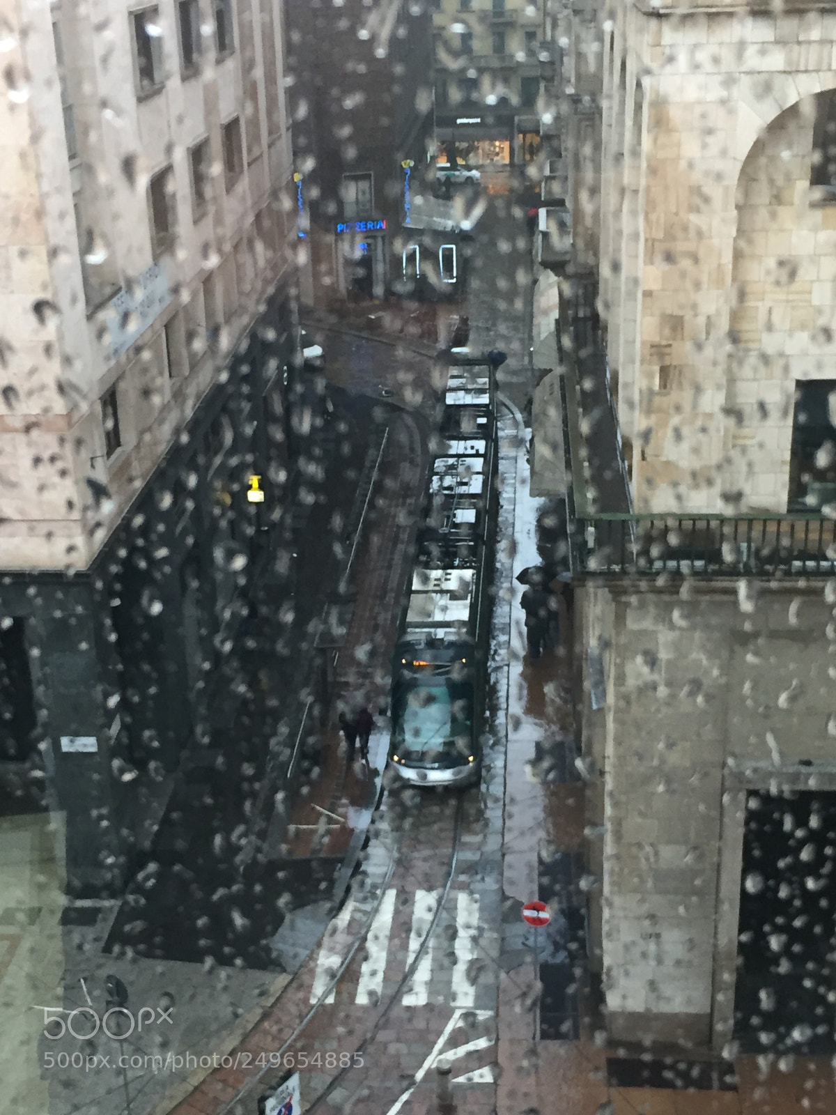 Apple iPhone 6 sample photo. Through the rain photography