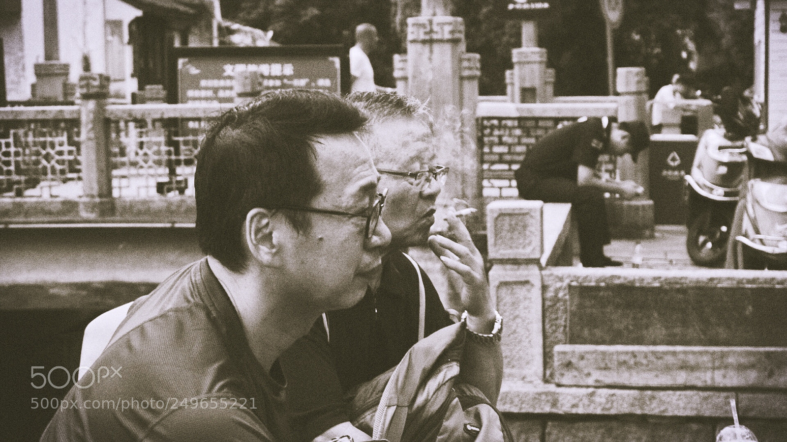 Sony Alpha a5000 (ILCE 5000) sample photo. On the street photography