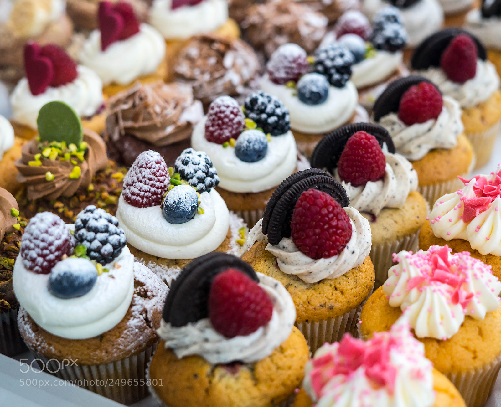 Sony a7 sample photo. Mini cakes photography