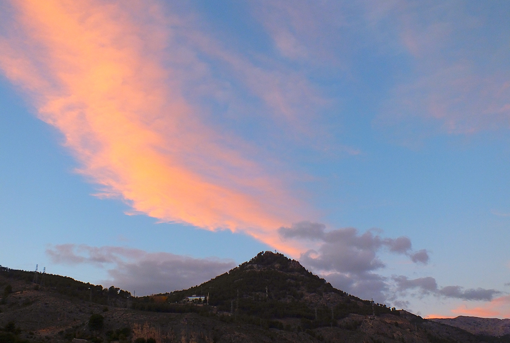 Fujifilm FinePix HS30EXR sample photo. Nube en la cumbre   -19 hs - photography