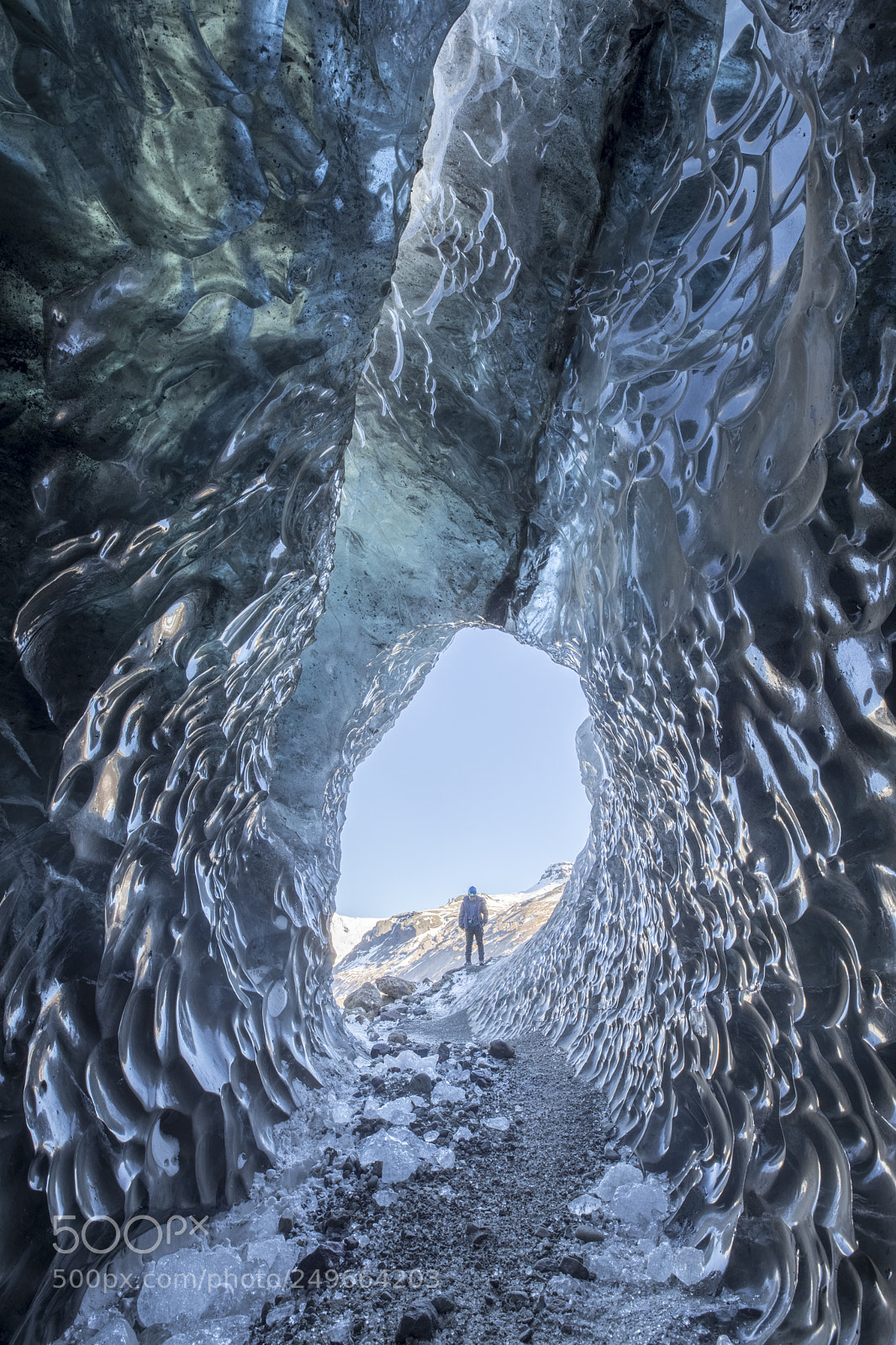Canon EOS 5D Mark IV sample photo. Ice cave photography