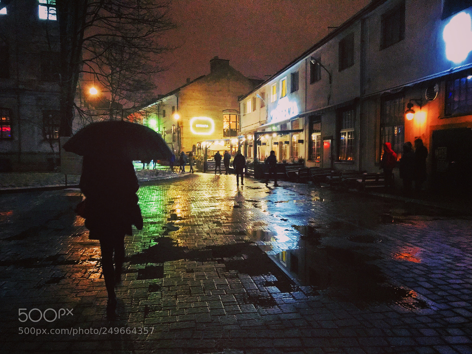 Apple iPhone 7 Plus sample photo. Krakow by night, poland photography