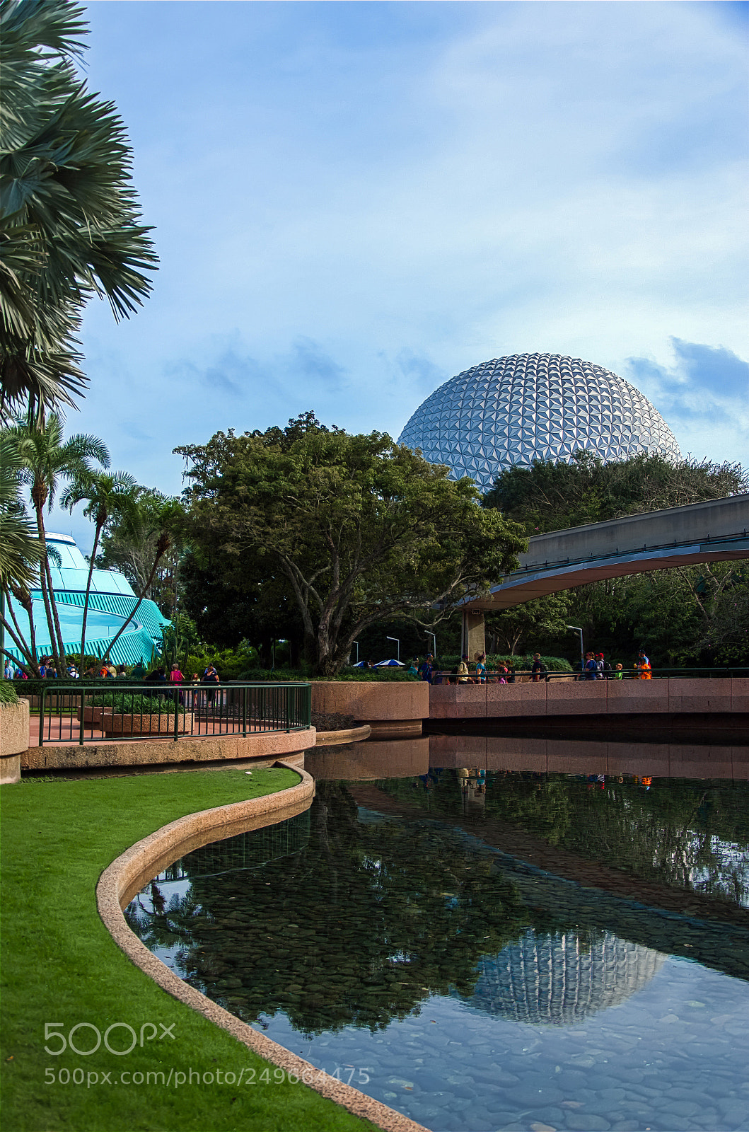 Nikon D7000 sample photo. Epcot center reflection photography