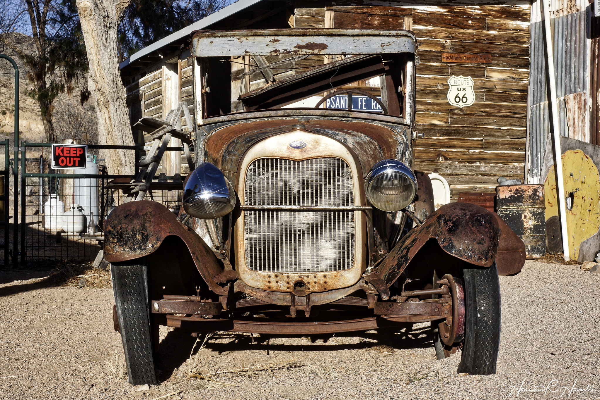 Hasselblad Lunar sample photo. Rough & rusted photography