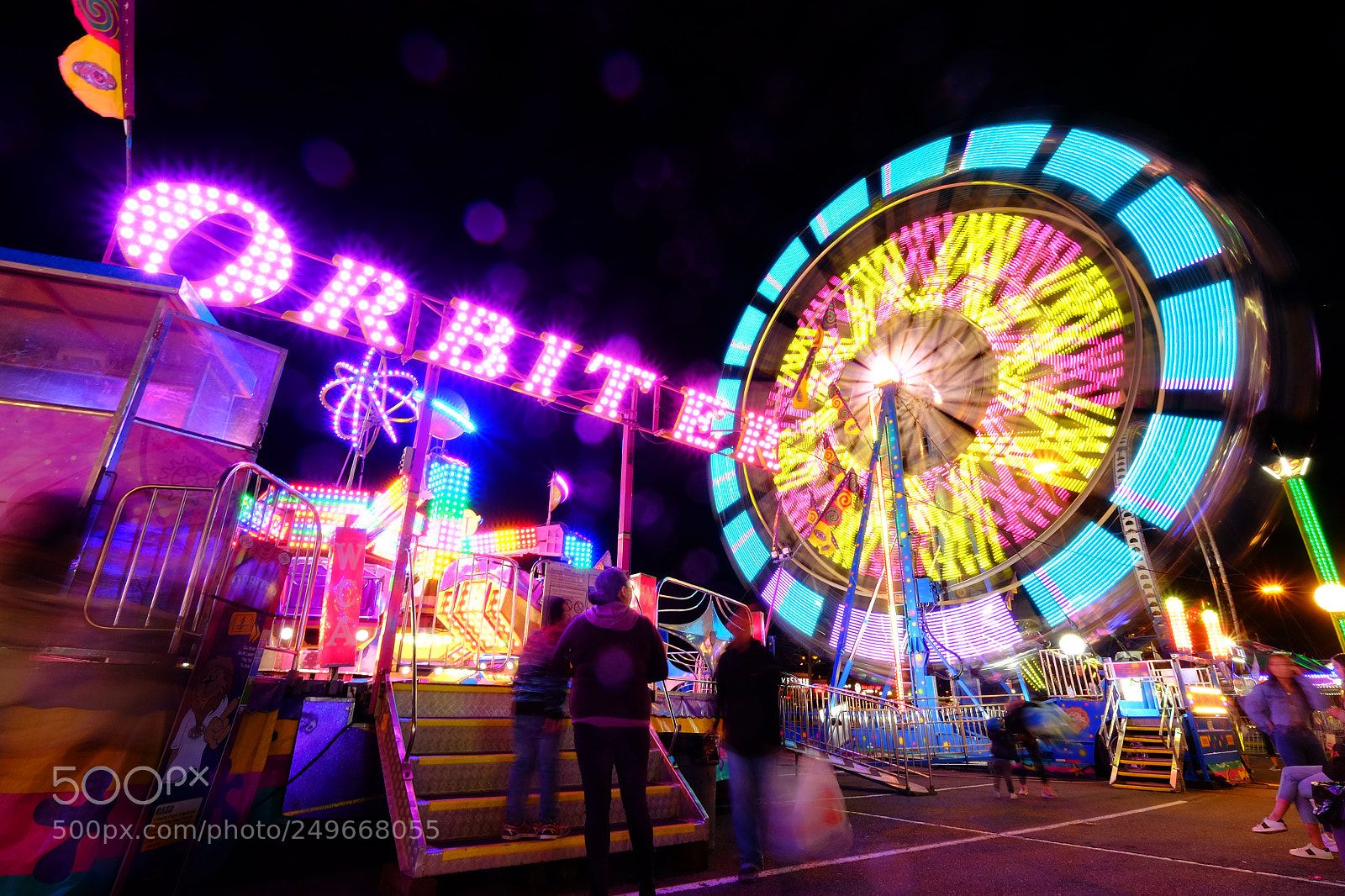 Fujifilm X-T1 sample photo. Orbiter and spinning wheel photography