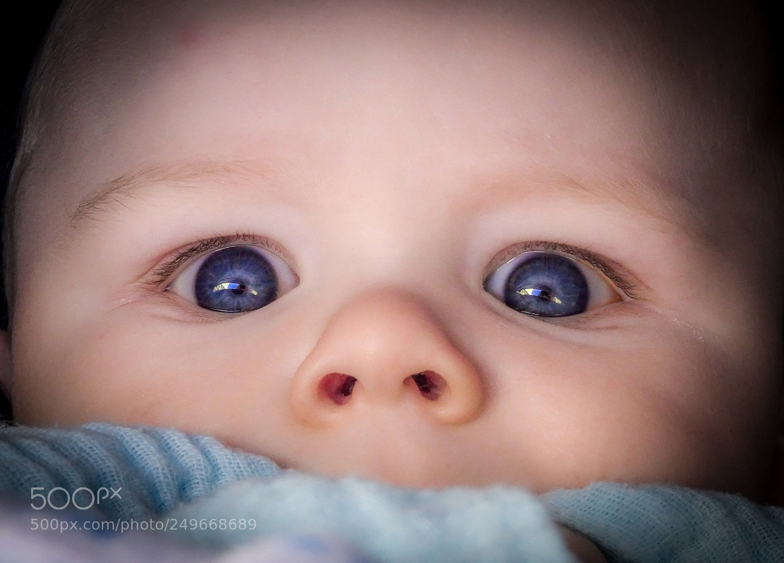 Sony Cyber-shot DSC-HX90V sample photo. Dinan () edit photography