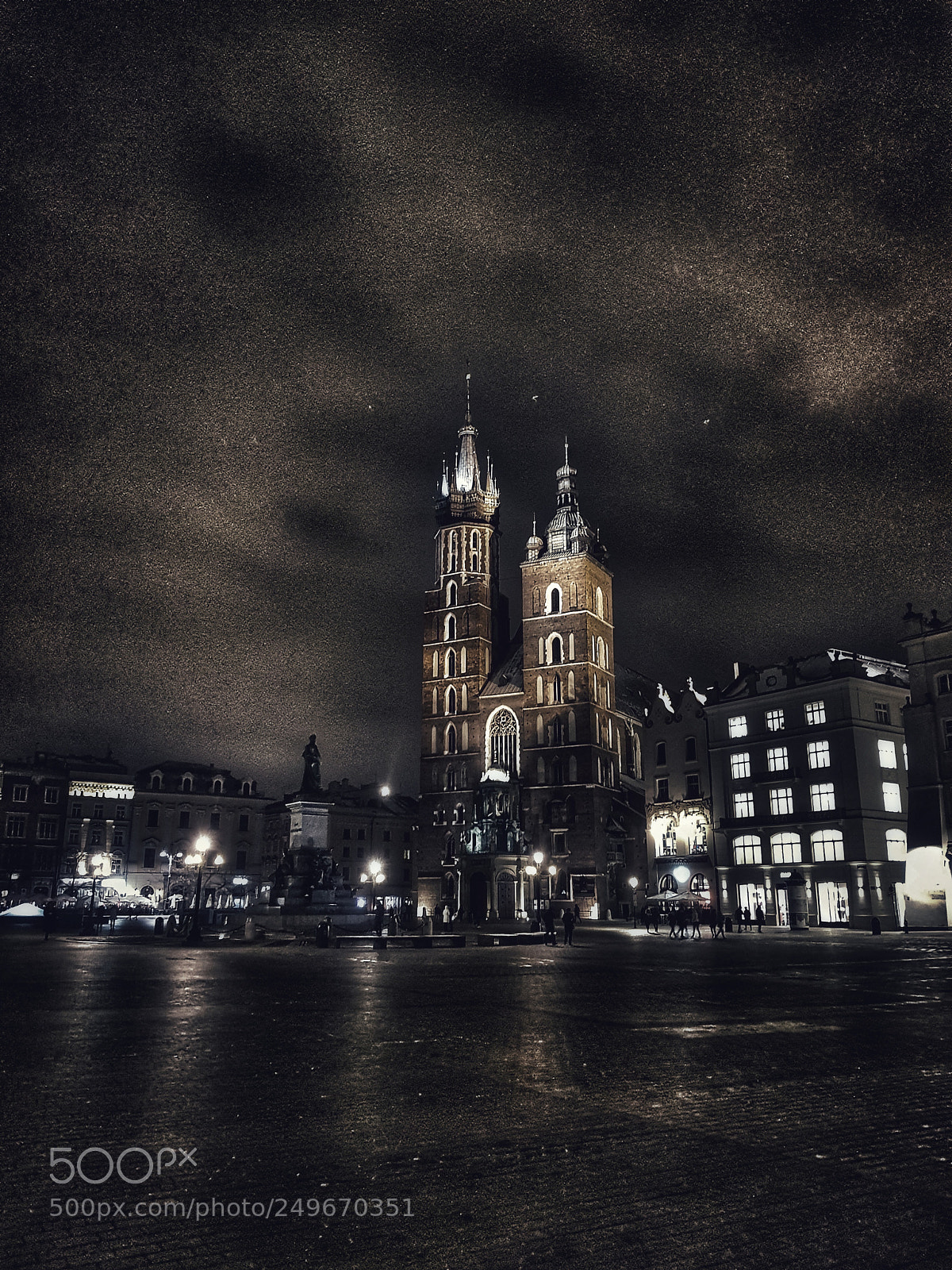 Samsung Galaxy S8+ sample photo. Cracow by night photography