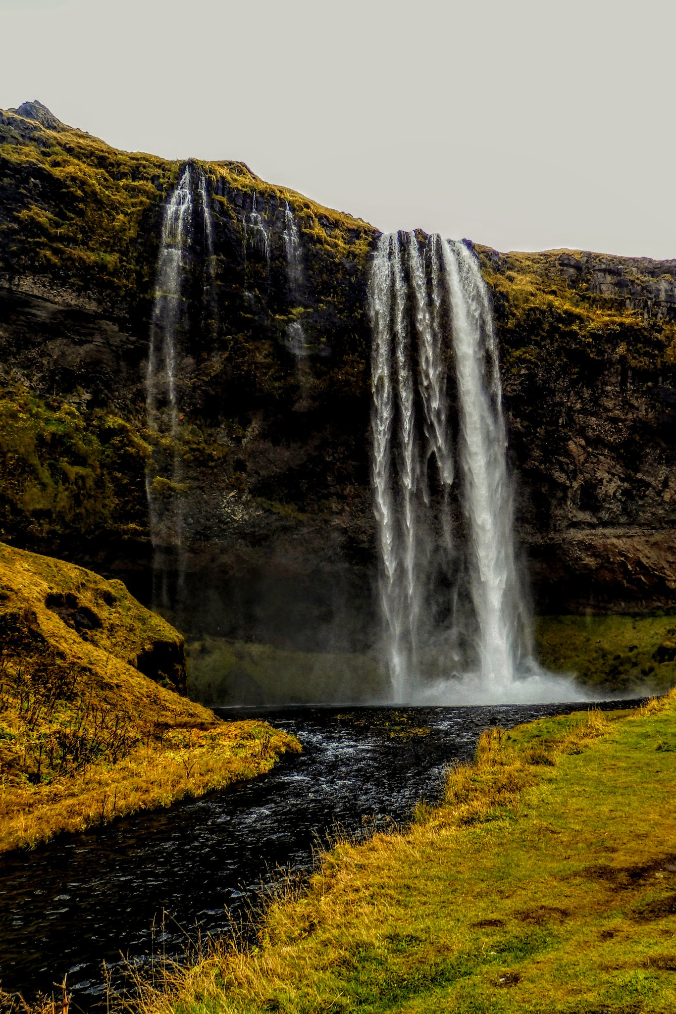 Olympus SZ-31MR sample photo. Waterfall photography