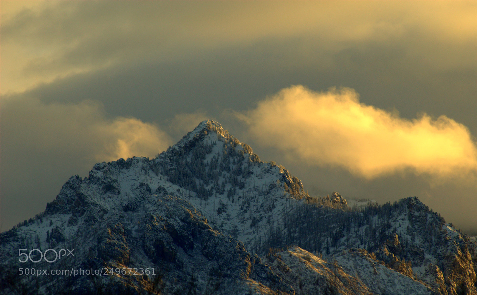 Nikon D3000 sample photo. Snowy peak sunrise, utah photography