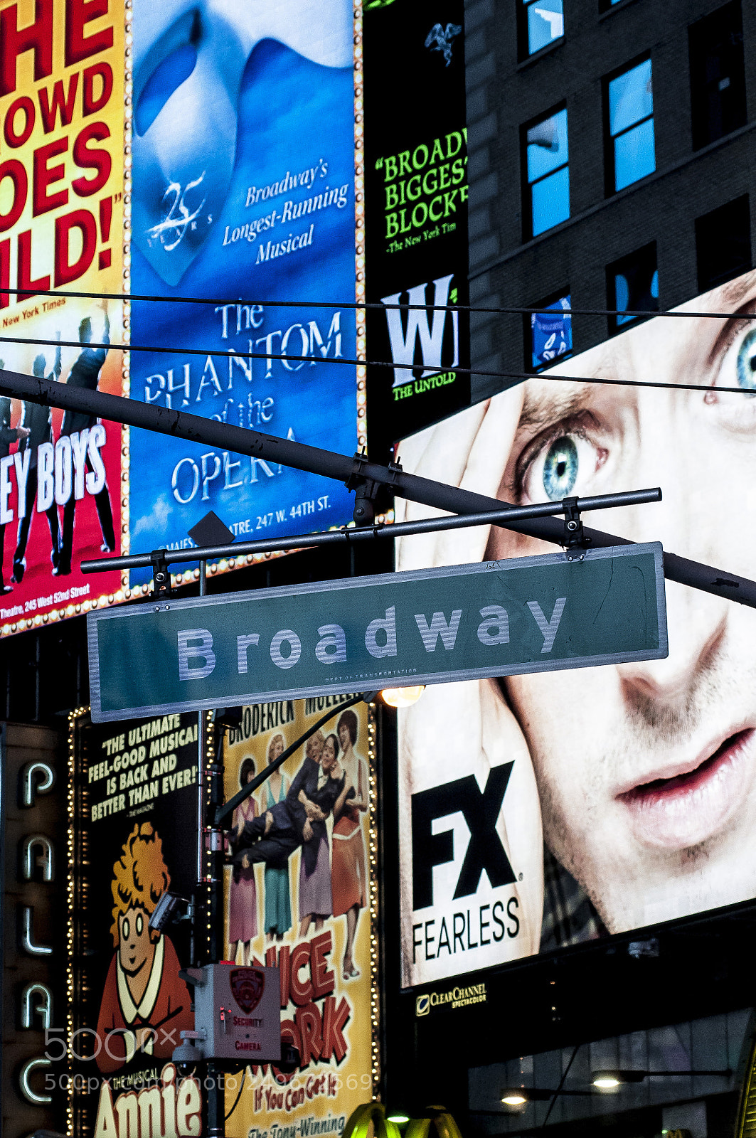 Nikon D90 sample photo. Broadway photography