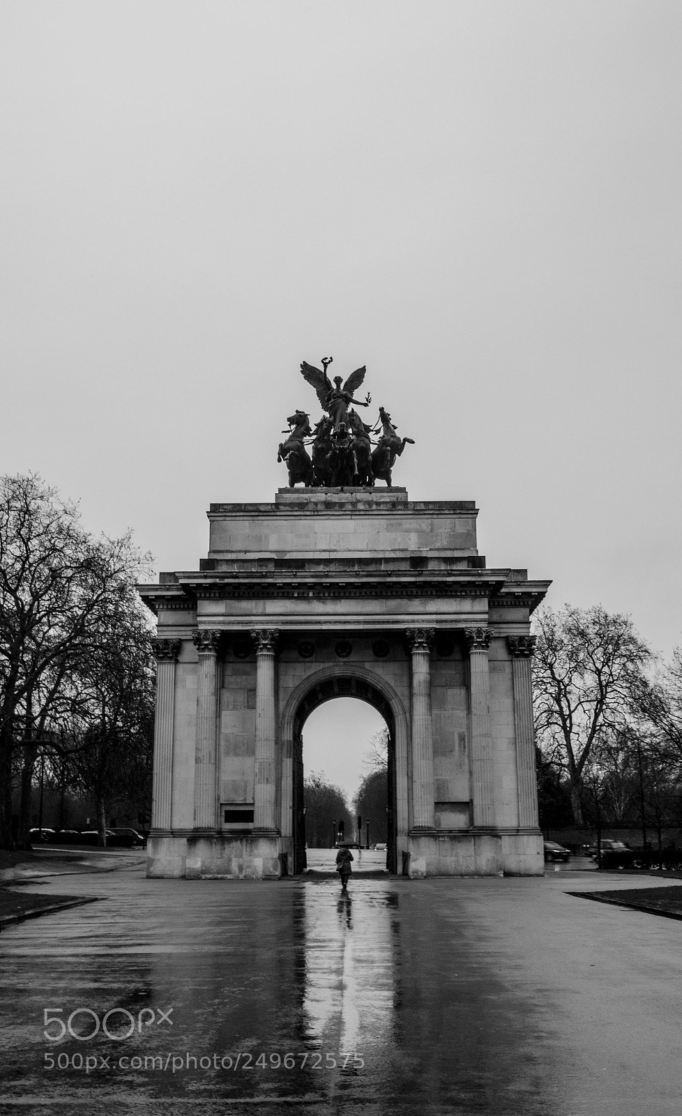 Nikon D5100 sample photo. Going through london's arch photography