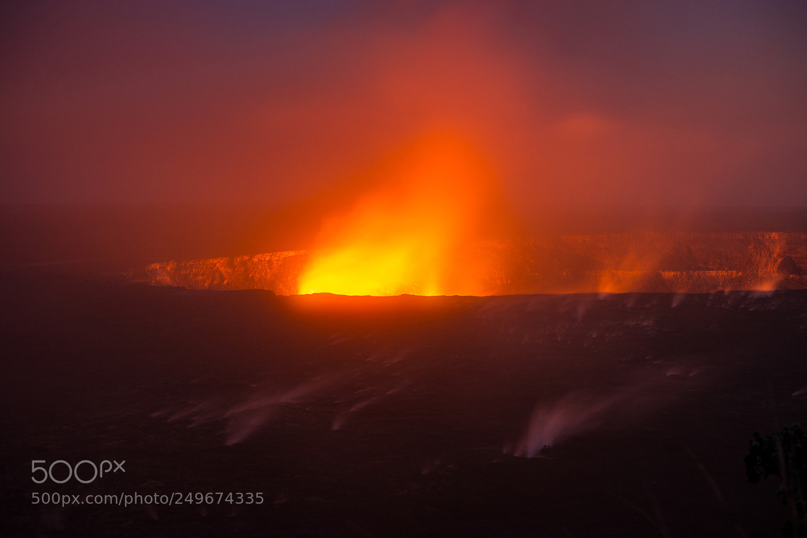 Nikon D800 sample photo. Halemama crater at night photography