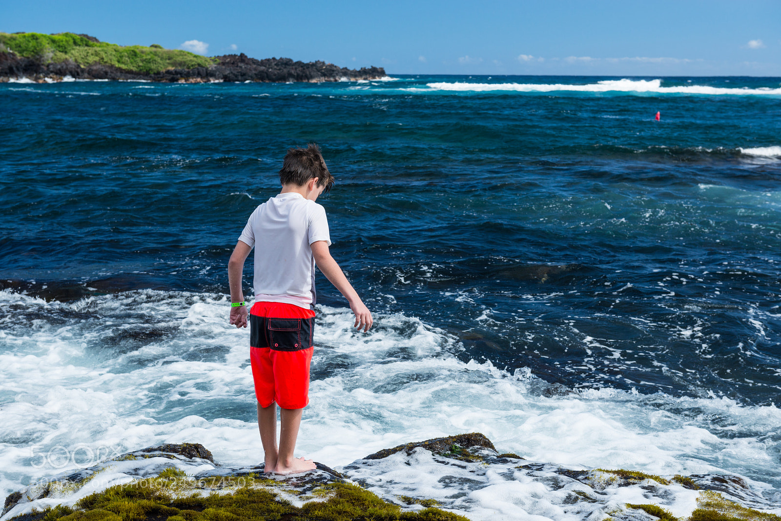 Nikon D800 sample photo. Playing in the surf photography