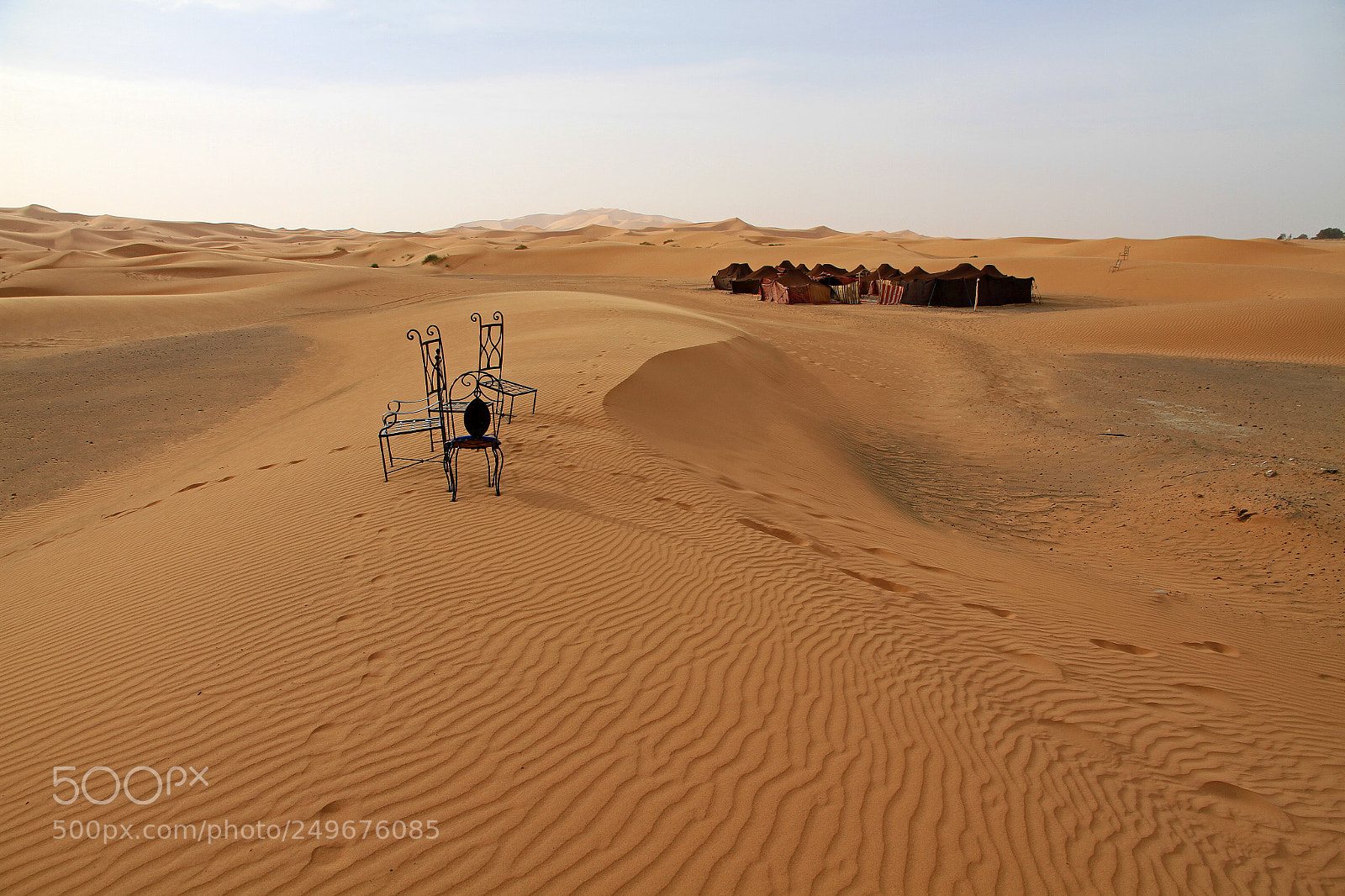 Canon EOS 7D sample photo. Tendas no deserto. erg photography
