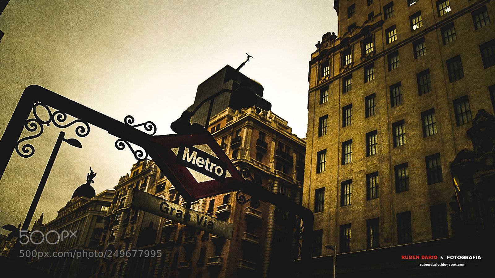 Canon EOS M3 sample photo. Madrid photography