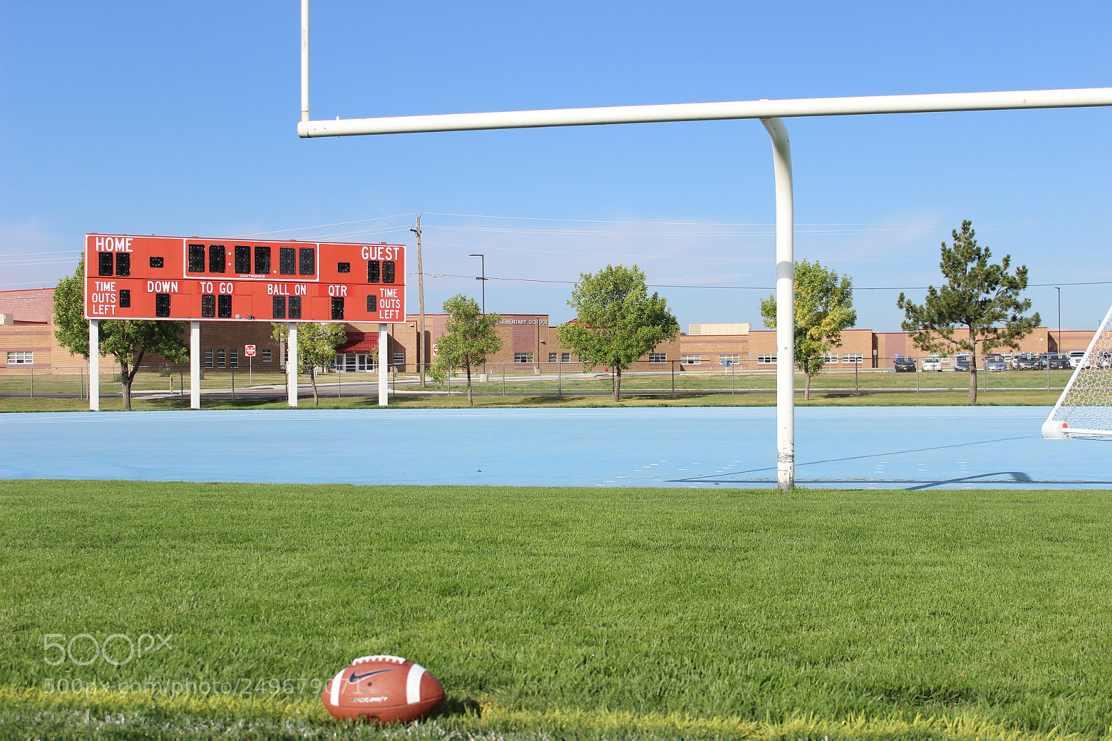 Canon EOS 600D (Rebel EOS T3i / EOS Kiss X5) sample photo. Gameday photography