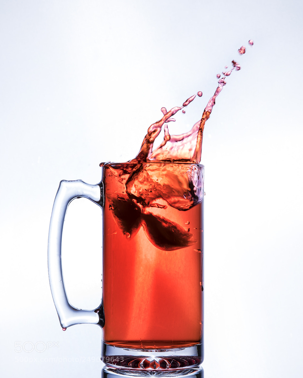Canon EOS 5D Mark IV sample photo. Splash photography