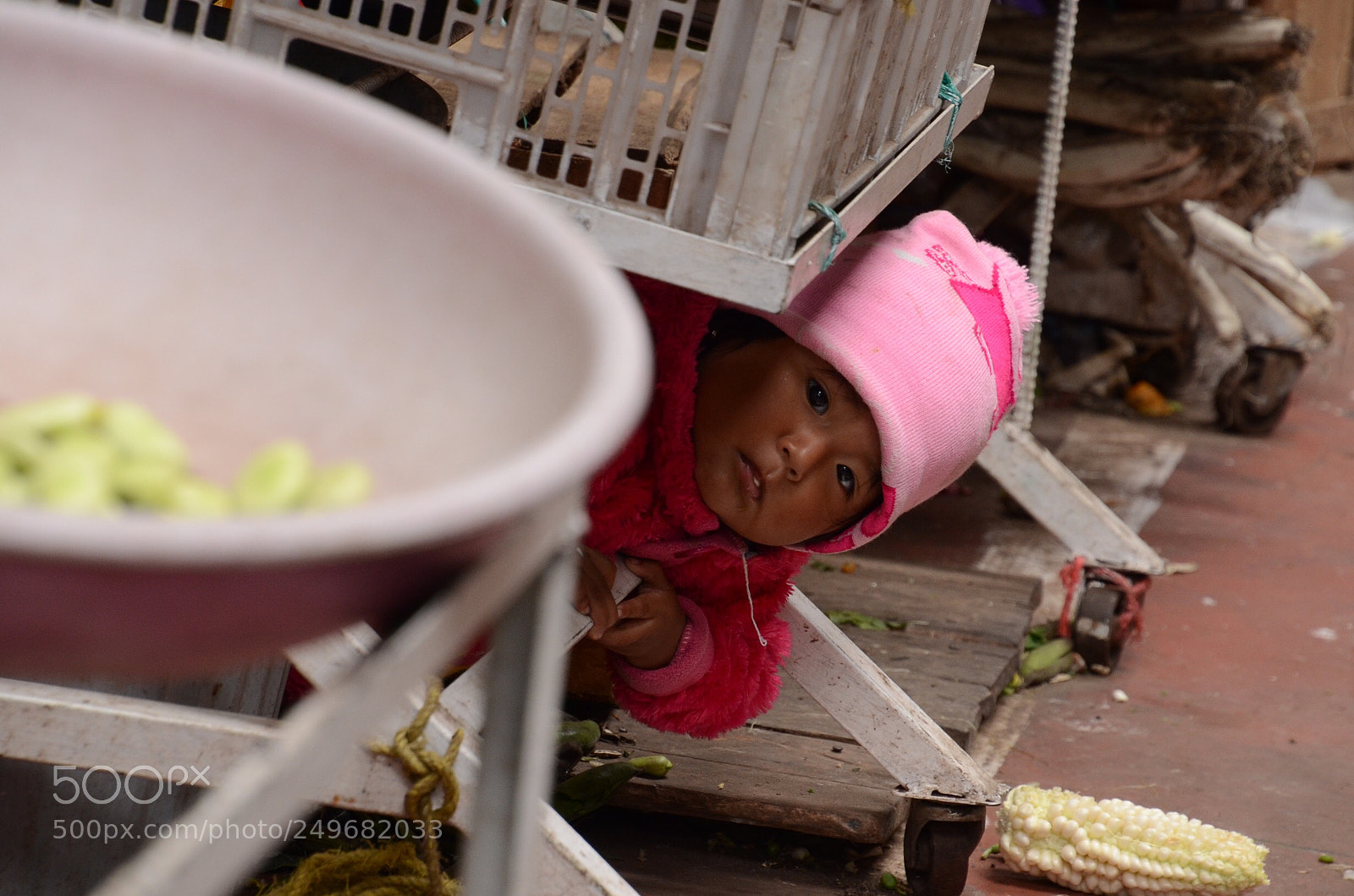 Nikon D7000 sample photo. Child at market photography