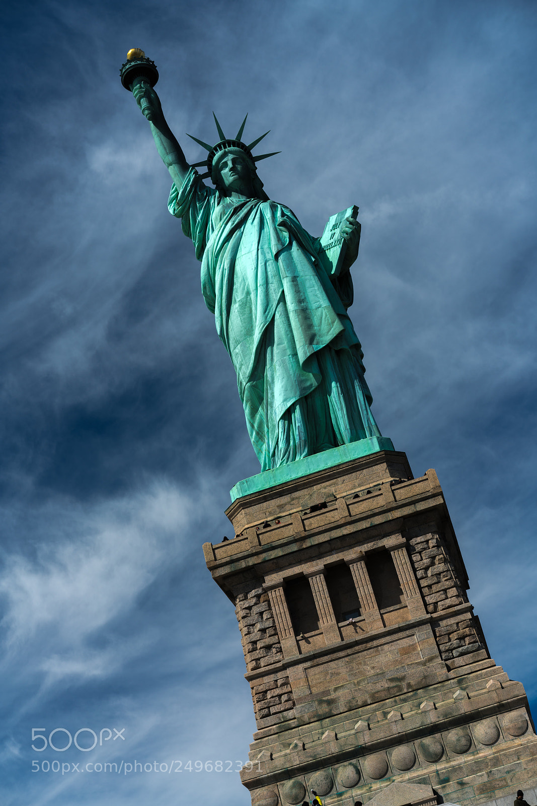 Sony a7R II sample photo. Statue of liberty photography