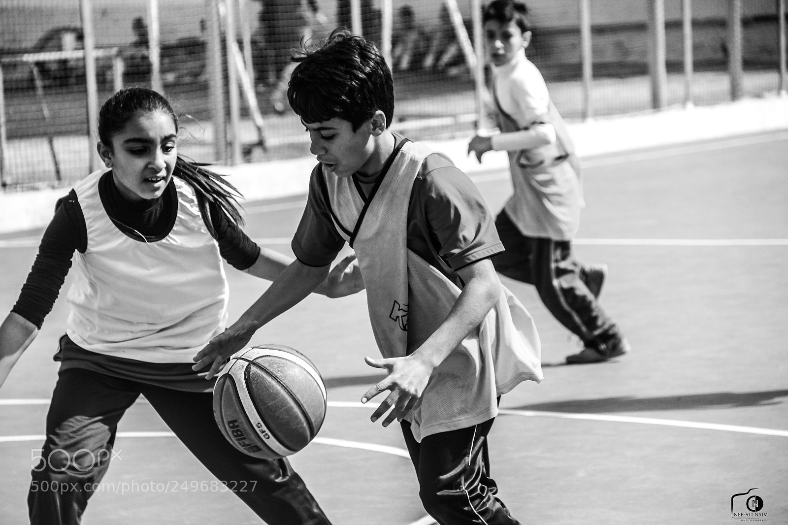 Canon EOS 600D (Rebel EOS T3i / EOS Kiss X5) sample photo. Basketball photography