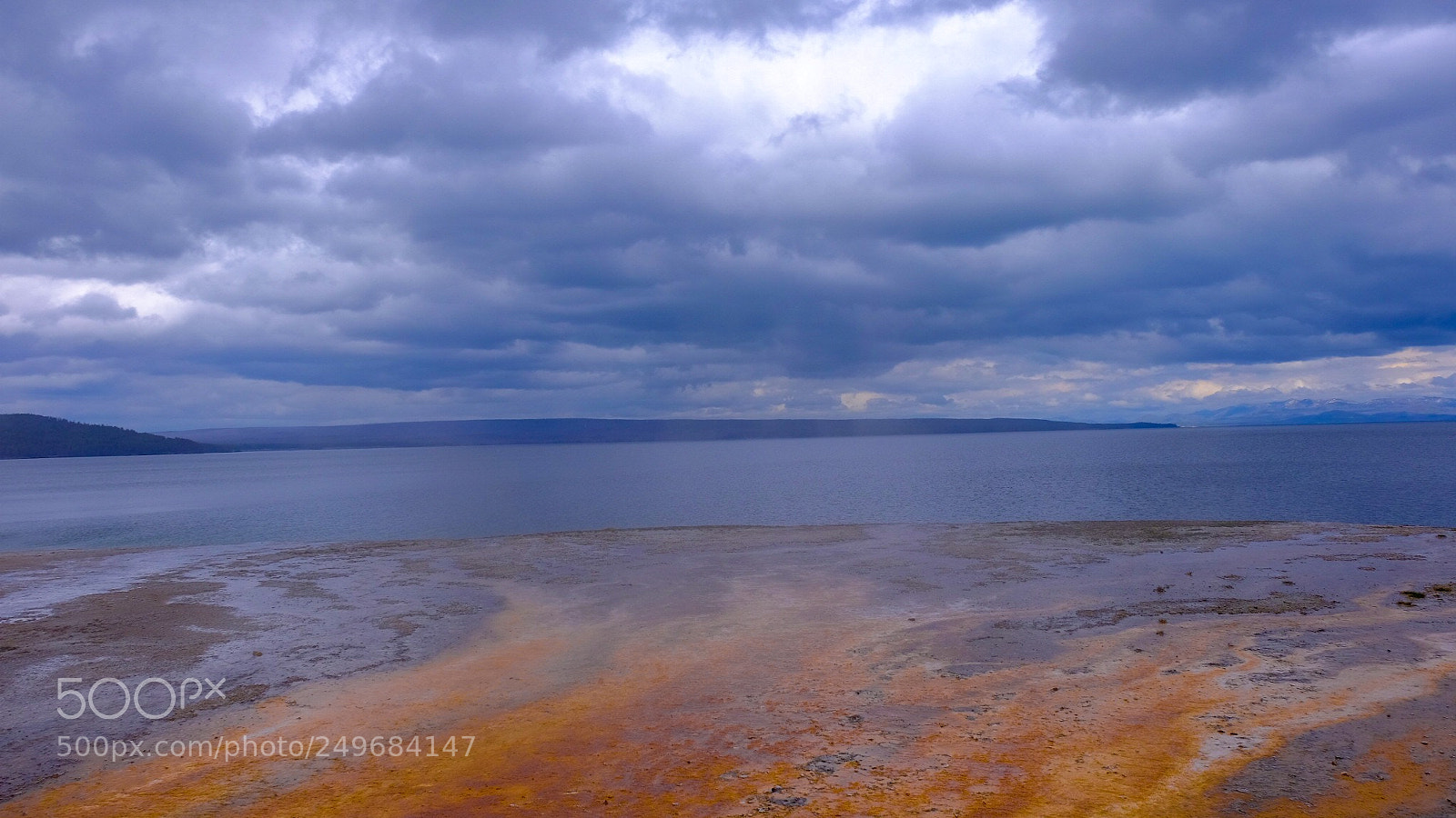 Fujifilm X-T1 sample photo. Blue and red photography