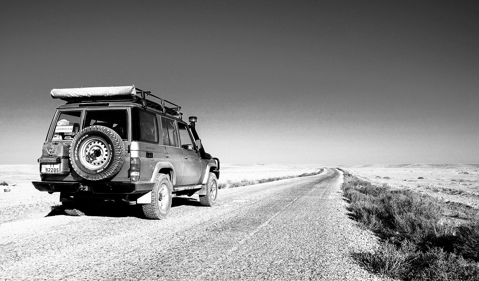 Nikon D5100 sample photo. Road to nowhere photography