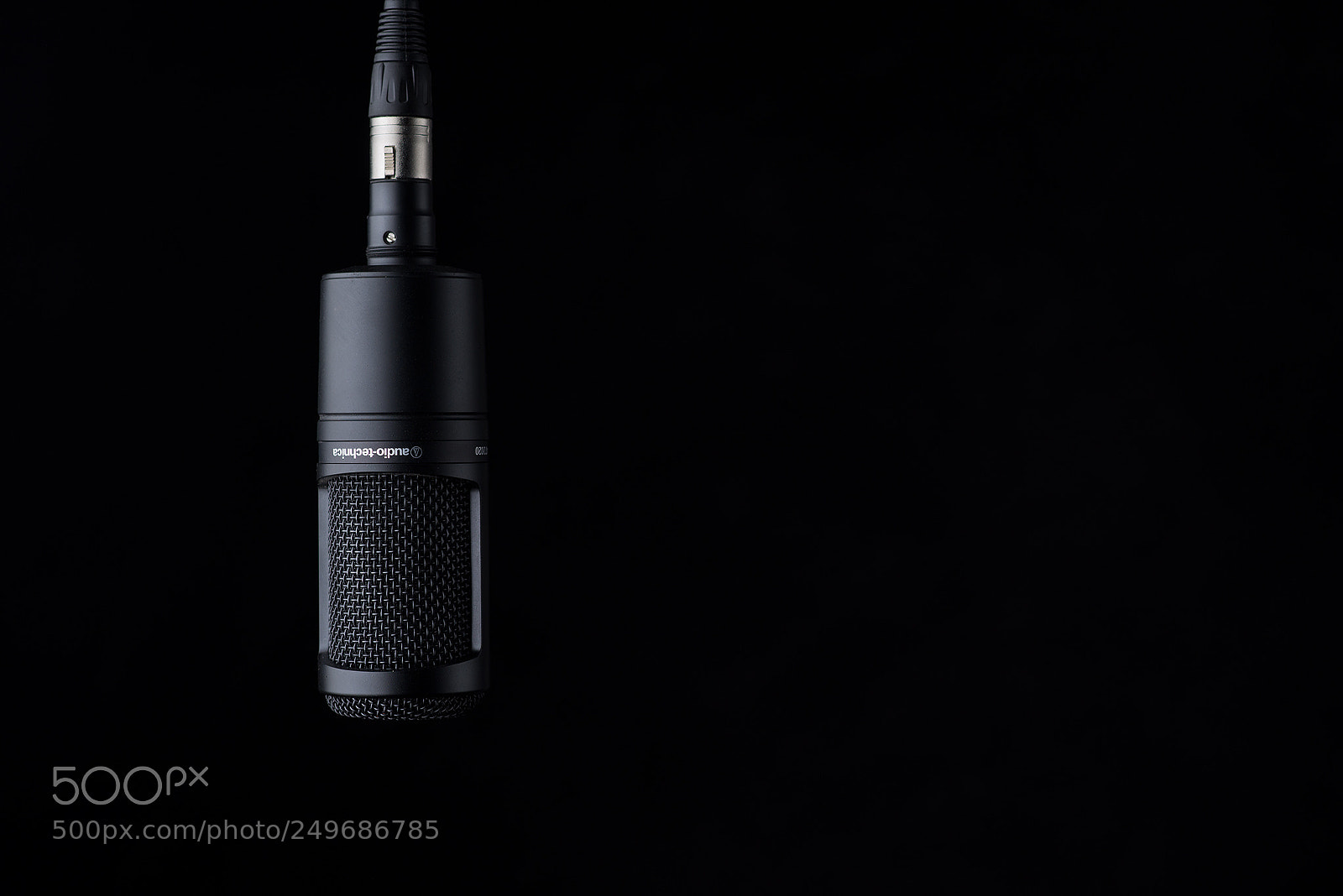 Nikon D810 sample photo. One mic one luv photography
