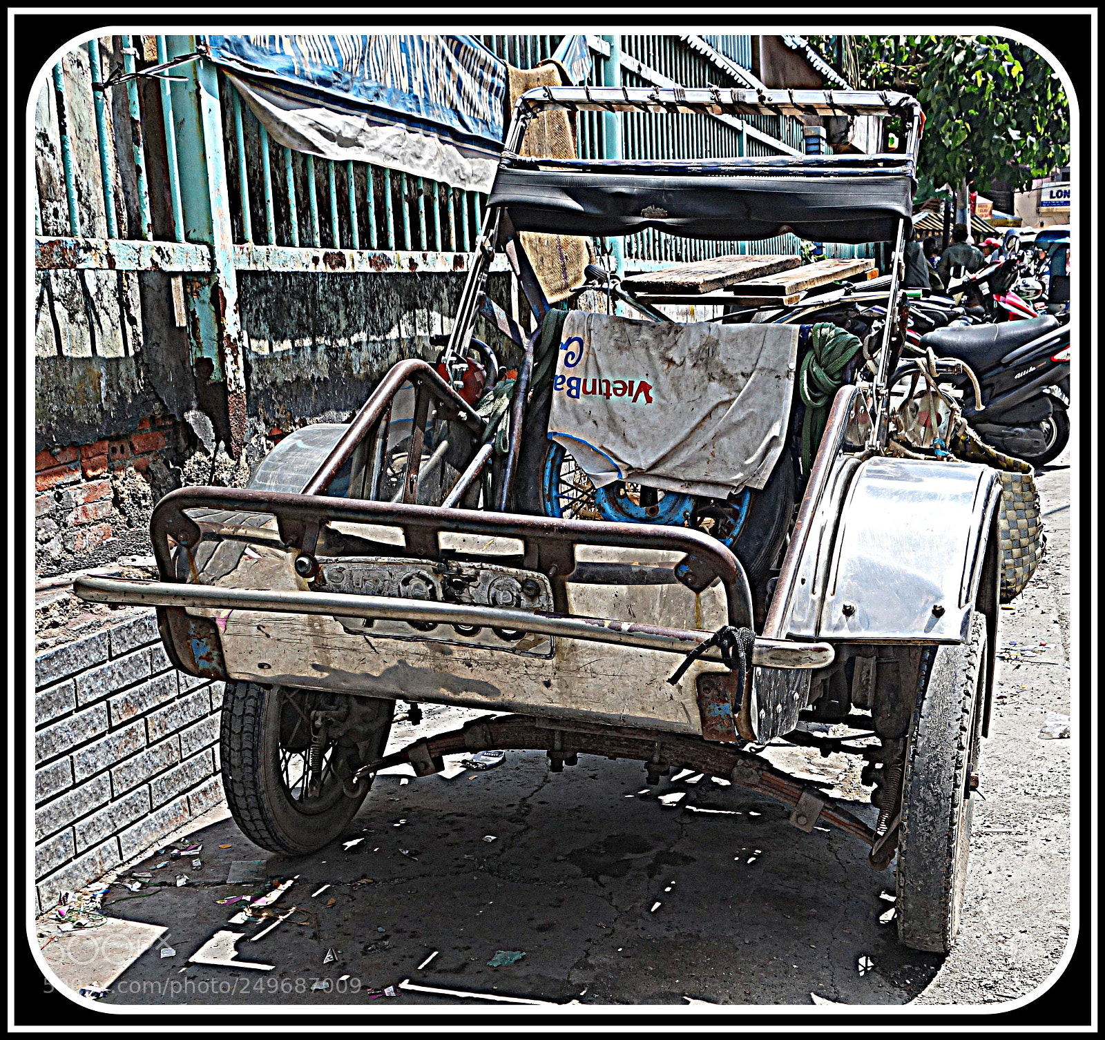 Sony Cyber-shot DSC-RX100 II sample photo. Villas fr dl () photography