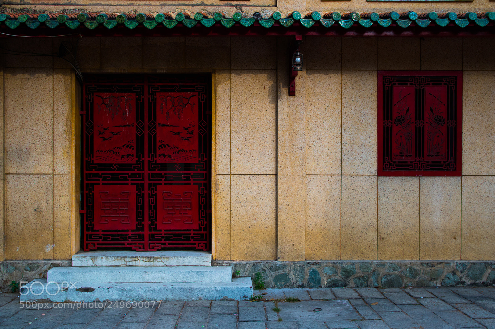 Canon EOS 750D (EOS Rebel T6i / EOS Kiss X8i) sample photo. Door & window photography