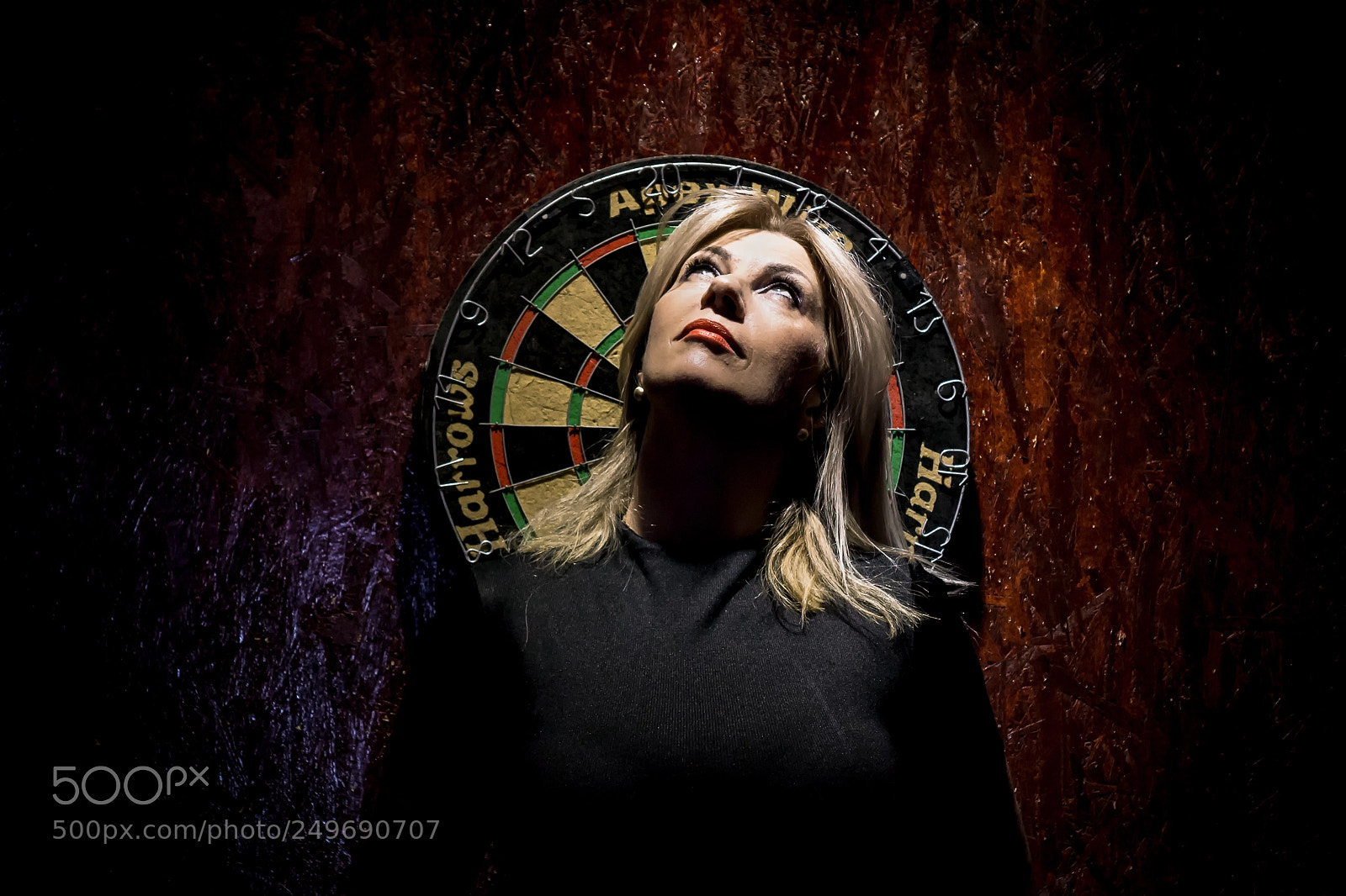 Sony a6000 sample photo. In the spot light photography