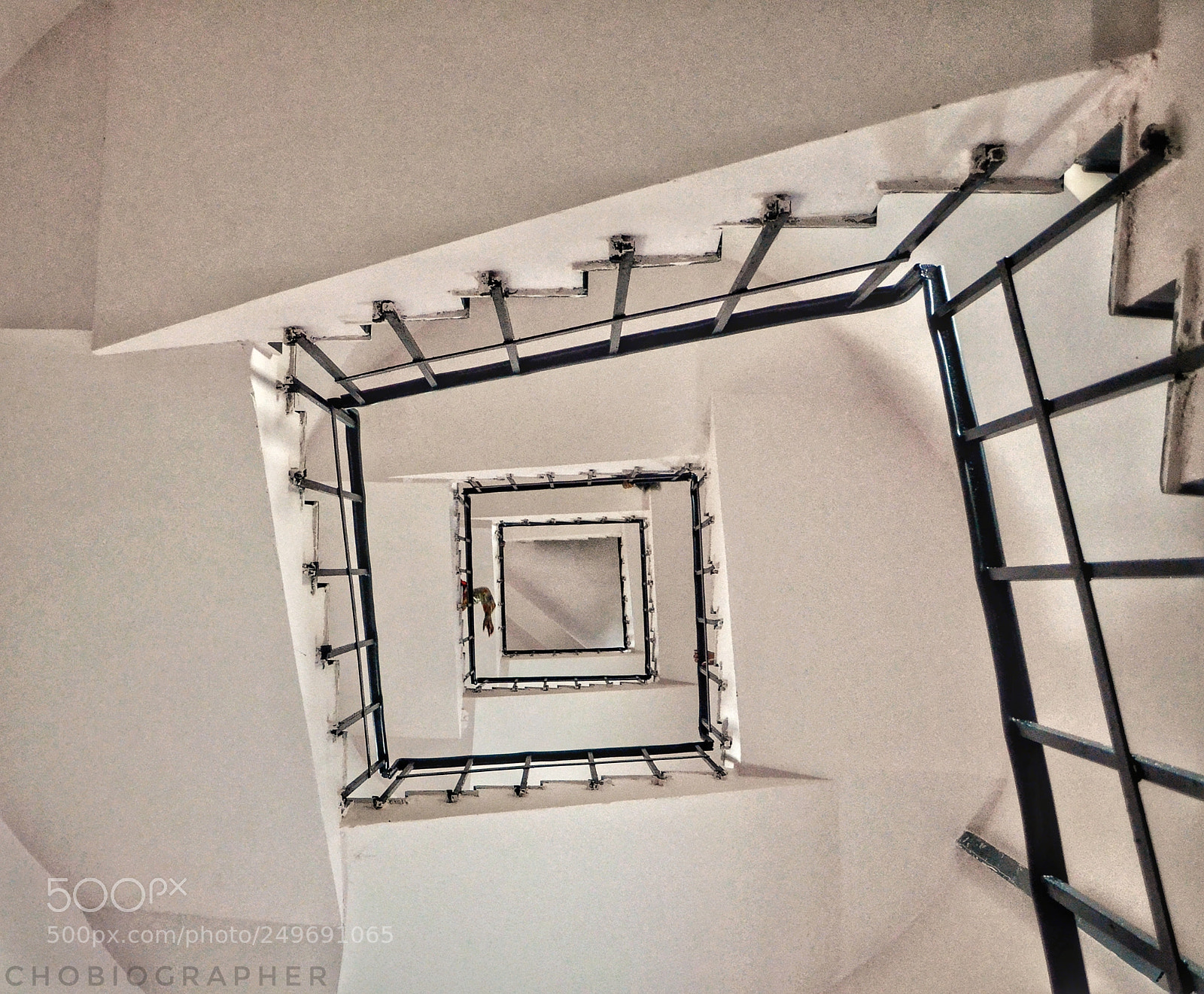 Nikon D7000 sample photo. Going up. photography