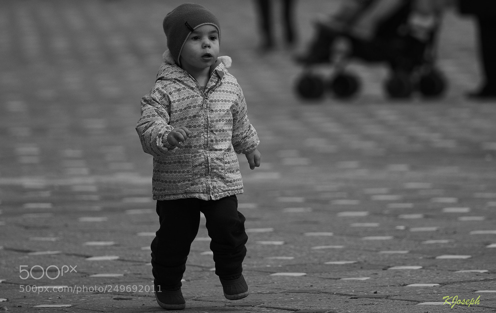 Olympus OM-D E-M1 Mark II sample photo. Street photography